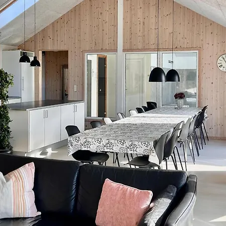 Amazing In With Sauna Feriehus *